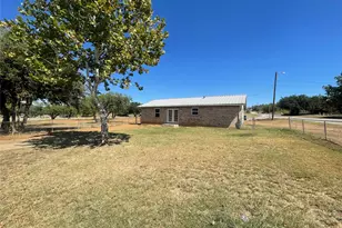 306 S Old Caddo Ave, Breckenridge, TX 76424 - Photo 27
