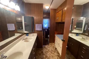 615 N Harvey St, Breckenridge, TX 76424 - Photo 21