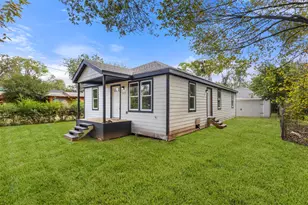 3618 Reese Dr, Dallas, TX 75210 - Photo 3