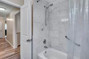 650 Tena Ct, Burleson, TX 76028 - Photo 27