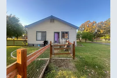 501 Gilliland Street, Tioga, TX 76271 - Photo 25