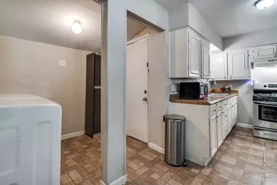 1309 Woodcrest Drive, Mesquite, TX 75149 - Photo 9