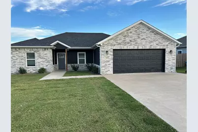 3825 Skylane Avenue, Corsicana, TX 75110 - Photo 1