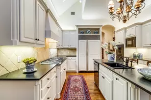 7722 Marquette St, Dallas, TX 75225 - Photo 15