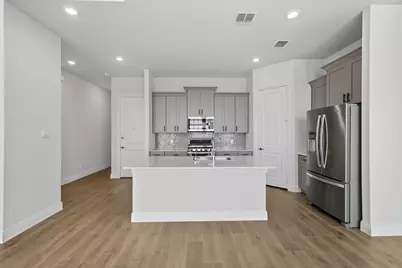 1556 Lake District Drive, Allen, TX 75013 - Photo 9