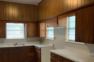 815 S Willow St, Sherman, TX 75090 - Photo 7