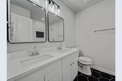 309 E Obuch Street, Valley View, TX 76272 - Photo 21