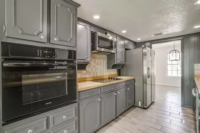 1225 Crestwood Drive, Cleburne, TX 76033 - Photo 19