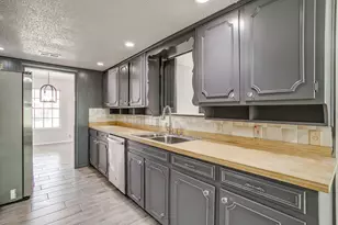 1225 Crestwood Dr, Cleburne, TX 76033 - Photo 19