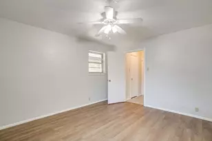 1225 Crestwood Dr, Cleburne, TX 76033 - Photo 25