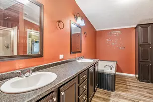 13902 E Travis Ln, Log Cabin, TX 75148 - Photo 11