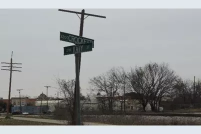 3209 Crockett Street, Greenville, TX 75401 - Photo 1