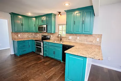 1214 3rd St, Graham, TX 76450 - Photo 5