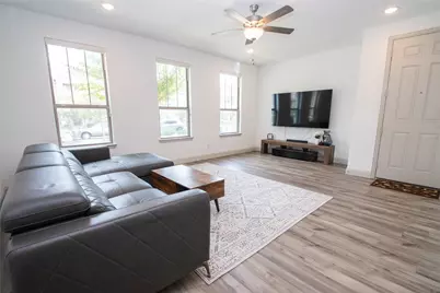 4538 Cypress Thorn Drive, Arlington, TX 76005 - Photo 5