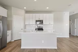 519 Clover Crk Dr, Princeton, TX 75071 - Photo 9