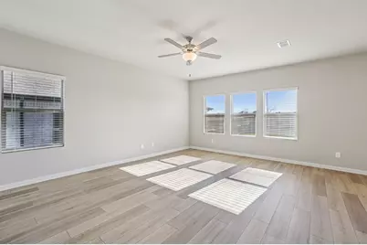 519 Clover Creek Drive, Princeton, TX 75071 - Photo 5