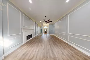 8343 Crystalwood Dr, Dallas, TX 75249 - Photo 7