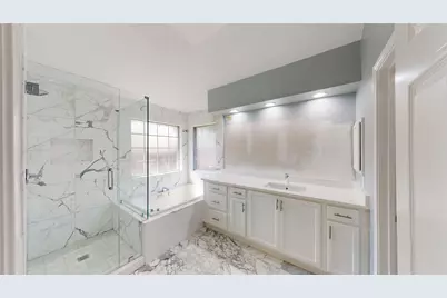 8343 Crystalwood Drive, Dallas, TX 75249 - Photo 17