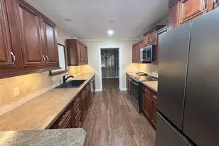 201 Shelmar Dr, Euless, TX 76039 - Photo 3