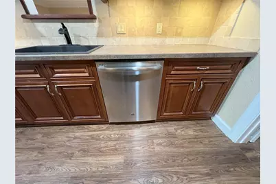 201 Shelmar Drive, Euless, TX 76039 - Photo 5