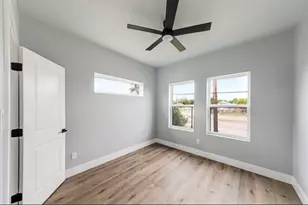 1113 E Oleander, Fort Worth, TX 76104 - Photo 37