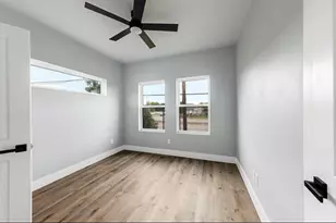 1113 E Oleander, Fort Worth, TX 76104 - Photo 23