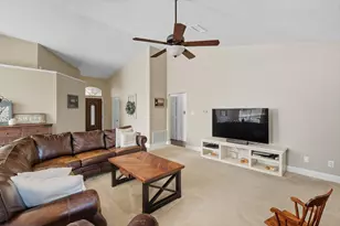 2073 Wedgewood Dr, Grapevine, TX 76051 - Photo 5