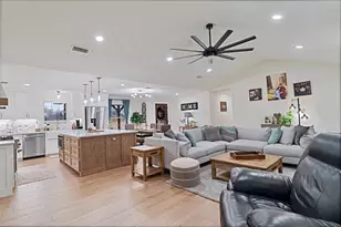 19 43040, Powderly, TX 75473 - Photo 7