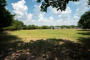 111 N Briar Oaks Rd, Burleson, TX 76028 - Photo 15