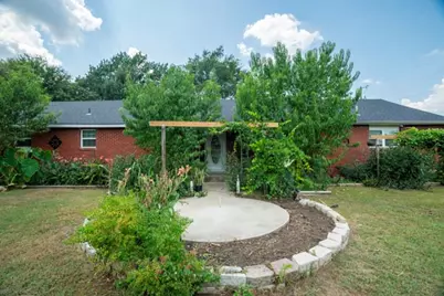 111 N Briaroaks Road, Burleson, TX 76028 - Photo 3