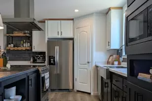 4674 Azle Hwy, Weatherford, TX 76085 - Photo 7