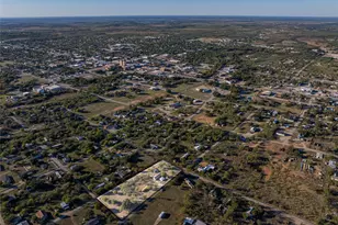 605 S Butte St, Breckenridge, TX 76424 - Photo 3