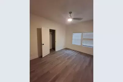 902 Chestnut Street, Commerce, TX 75428 - Photo 13