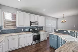 2922 Cove Meadow Ln, Frisco, TX 75033 - Photo 9