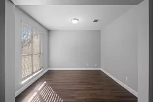 2922 Cove Meadow Ln, Frisco, TX 75033 - Photo 11