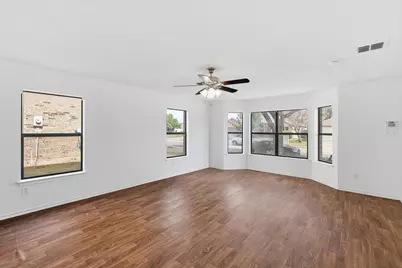 7604 Amsterdam Lane, Arlington, TX 76002 - Photo 5