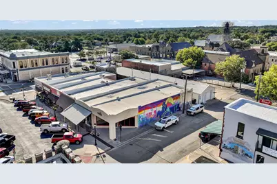 113 W Church Street, Weatherford, TX 76086 - Photo 1