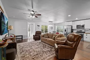 725 Wilson Rd, Whitewright, TX 75491 - Photo 9