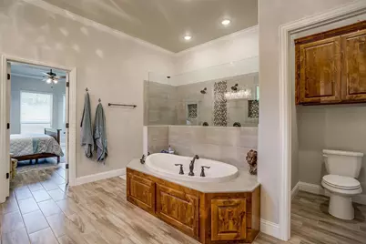 409 Glade Crest Road, Azle, TX 76020 - Photo 15