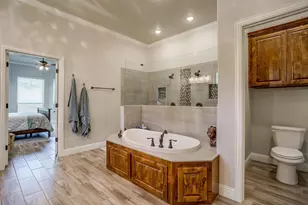 409 Glade Crst Rd, Azle, TX 76020 - Photo 15