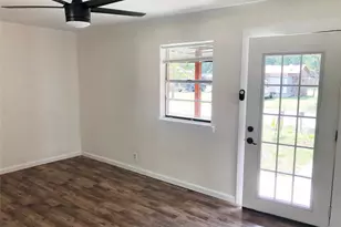 1108 Locust St, Gainesville, TX 76240 - Photo 7