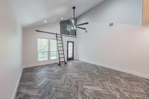 3712 Oak Meadow St, Granbury, TX 76048 - Photo 7