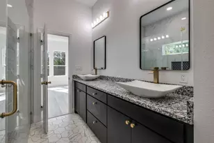 2209 W.E. Roberts St, Grand Prairie, TX 75051 - Photo 9