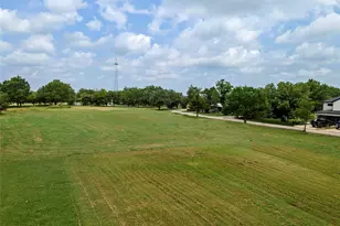 102 N Mesquite St, Paradise, TX 76073 - Photo 25