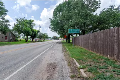 102 N Mesquite Street, Paradise, TX 76073 - Photo 19