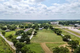 102 N Mesquite St, Paradise, TX 76073 - Photo 35