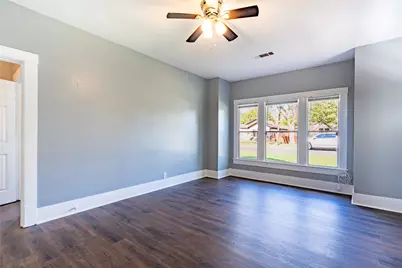 218 N Burdette Avenue, Sherman, TX 75090 - Photo 9