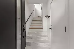 2001 N Prairie Ave, Dallas, TX 75204 - Photo 5