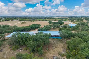 4879 Healer Ln, Brownwood, TX 76801 - Photo 5