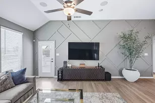 2702 Geranium Ln, Garland, TX 75042 - Photo 15